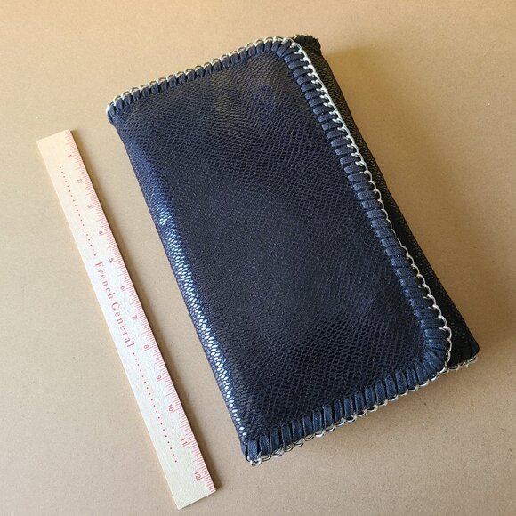 Rocker Clutch Purse - Picture 6 of 7